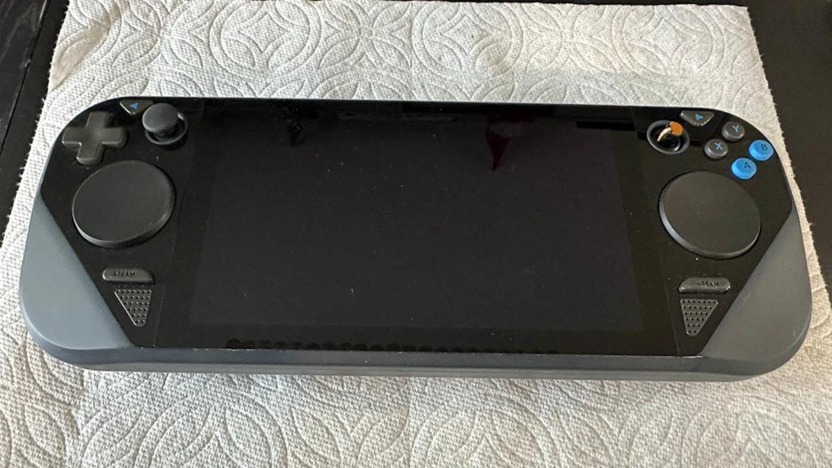 Bir Steam Deck Prototipi, Akıl Almaz Fiyata Satıldı