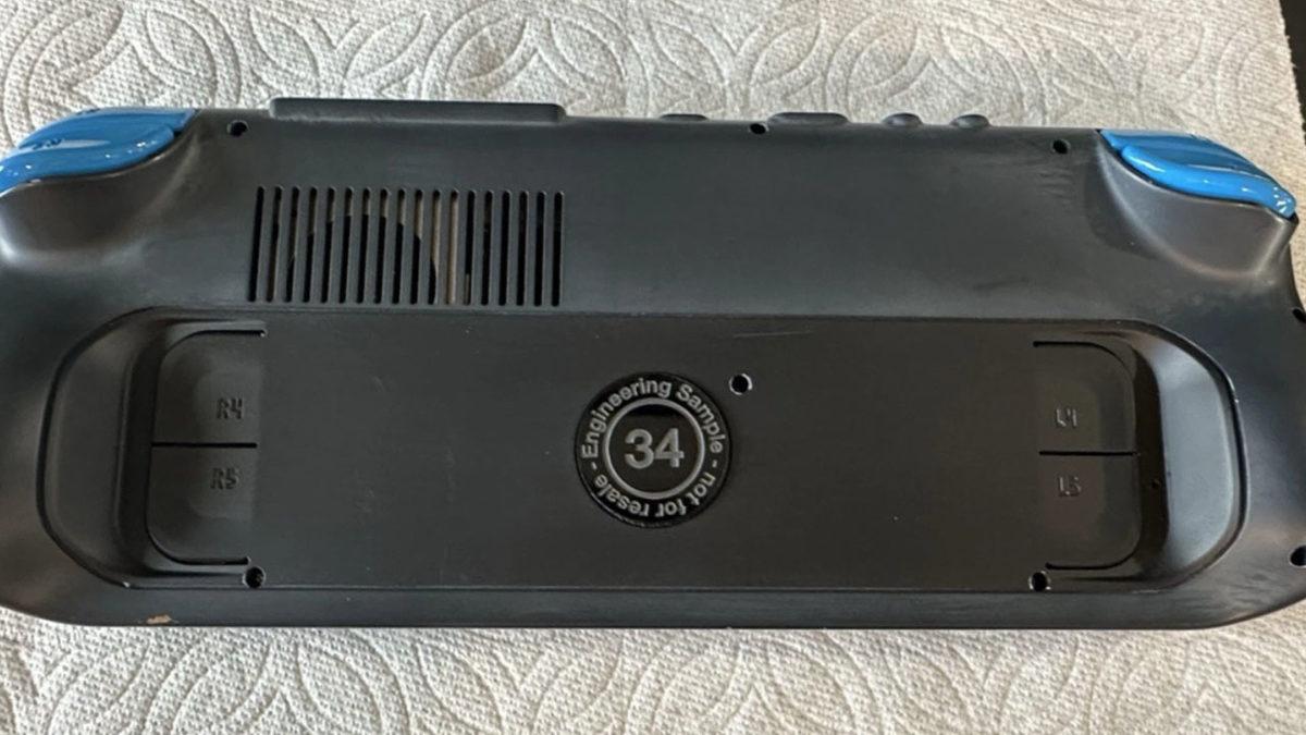 Bir Steam Deck Prototipi, Akıl Almaz Fiyata Satıldı