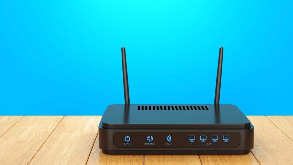 Modemin Arkasına Alüminyum Folyo Çeken Adam Gündem Oldu: Peki Bu Yöntem Gerçekten İşe Yarar mı?