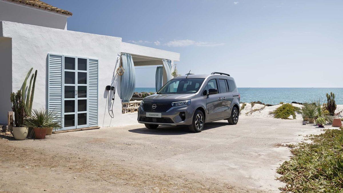Nissan, 24 Yıl Sonra İlk Kez Türkiye’de Hafif Ticari Araç Satışa Sundu: İşte Nissan Townstar’ın Özellikleri ve Doblo’dan Bile Avantajlı Fiyatı!