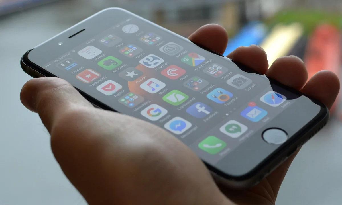 Çıkalı Neredeyse 10 Yıl Olmuş: Tarihin En Sevilen iPhone’larından iPhone 6s’in Şimdi Kulağa Şaka Gibi Gelen Özellikleri