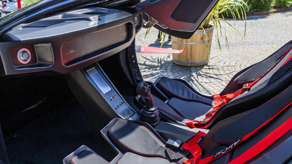 Türkiye’de Bir İlk: Yerli Uçan Arabayla İnsanlı Test Uçuşu Gerçekleştirildi [Video]