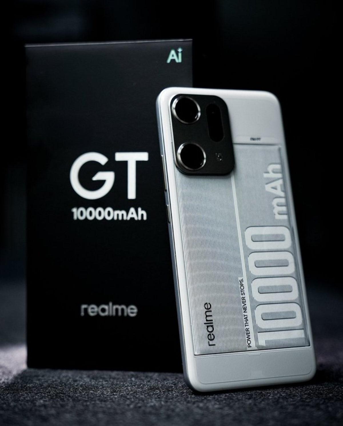 realme, 10000 mAh’lik Akü Gibi Bataryalı Telefon Duyurdu: Üstelik Normal Telefonlar Kadar İnce!