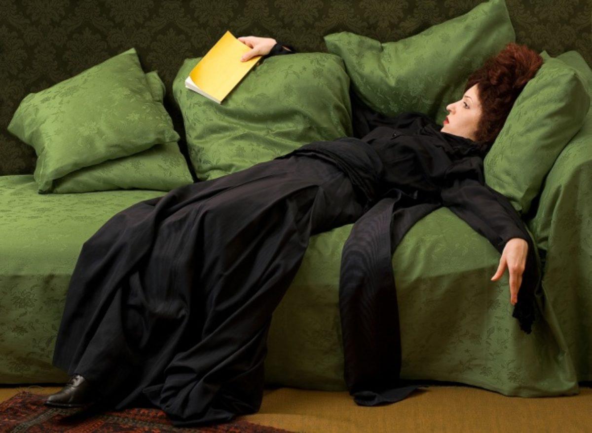 Ünlü Ressamların Resimlerini Gerçeğe Uyarlayan Kadın Sanatçı