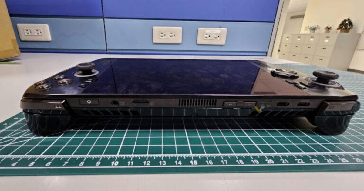 Xbox El Konsolunun Tasarımı Kanlı Canlı Ortaya Çıktı