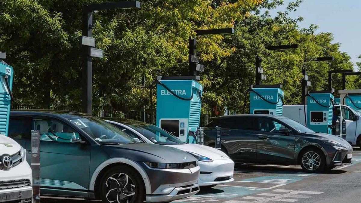 %100 Şarj Zararlı mı? Elektrikli Otomobiller İçin En Sağlıklı Şarj Yöntemi Hangisi?