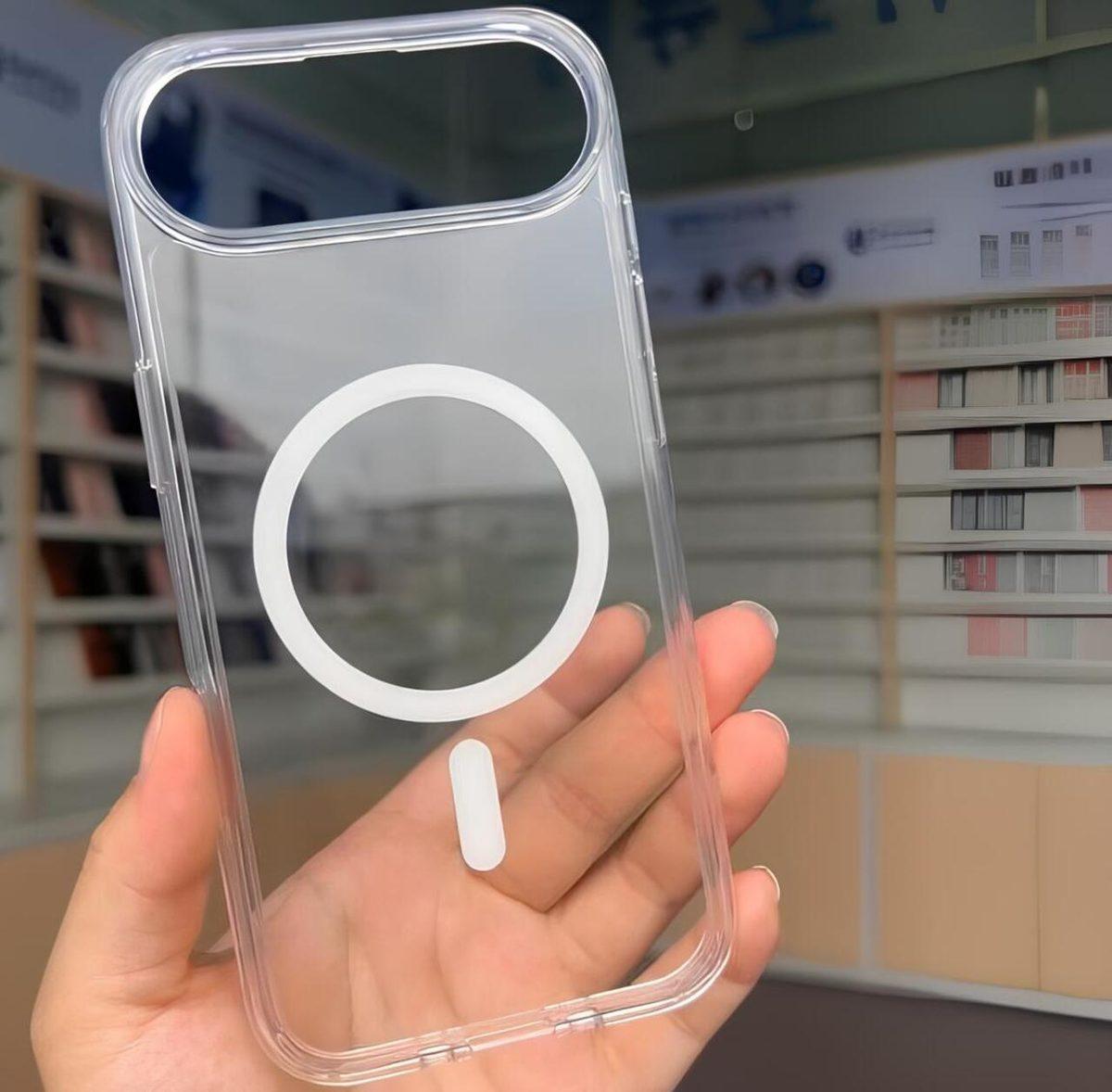 iPhone 17 Serisinin Kılıfları Ortaya Çıktı (Telefonun Yarısı Kamera)