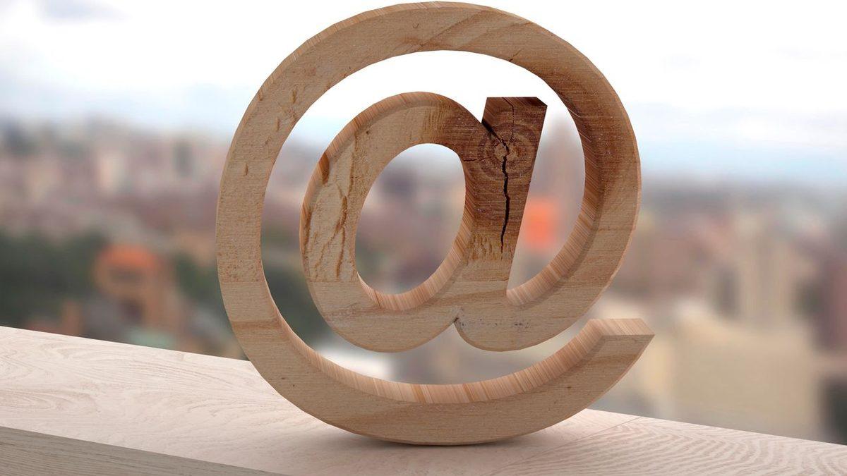 O Artık Dijital Hayatımızın Vazgeçilmez Bir Parçası: Klavyede 