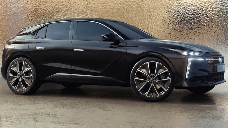 Son Yılların En Yakışıklı Hatchback’i:  Yepyeni DS N°4 Tanıtıldı