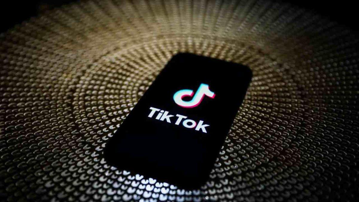 TikTok’ta Keşfete Düşmek İçin En Doğru Saatler Neler?