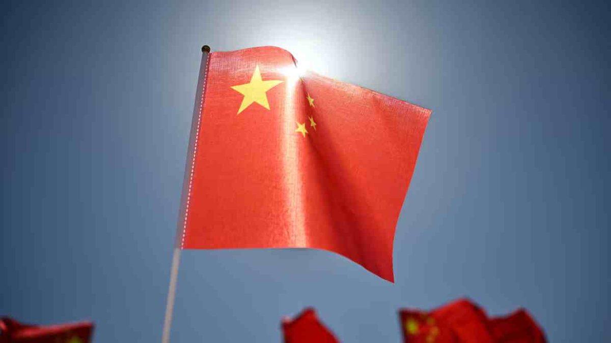 Çin, Dünya’ya Sığamadı: Yörüngede Süper Bilgisayar İnşa Etmek İçin İlk Uyduları Fırlattı