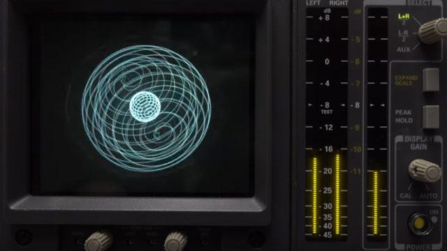 Özel Frekanslarla, Osiloskopta Oluşturulan Hipnotize Ötesi Görüntüler!