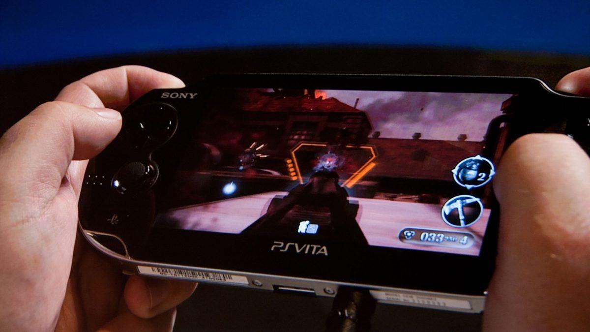 Sony Yıllar Sonra PS Vita Benzeri Yeni Bir El Konsolu Üzerinde Çalışıyor (PS Portal’ı Saymazsak...)
