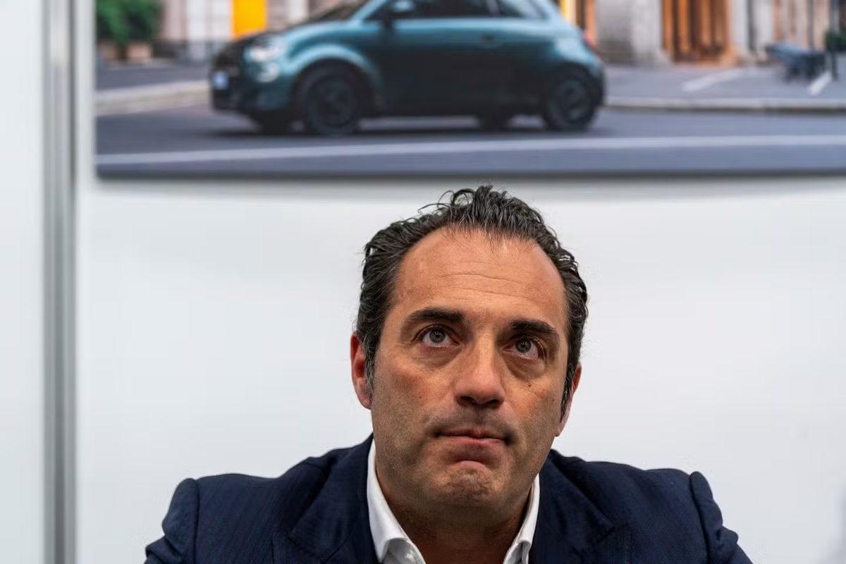 Opel, Peugeot, Fiat Gibi Markaların Sahibi Stellantis’in İstifa Eden CEO’sunun Yerine Gelecek İsim Resmen Belli Oldu!