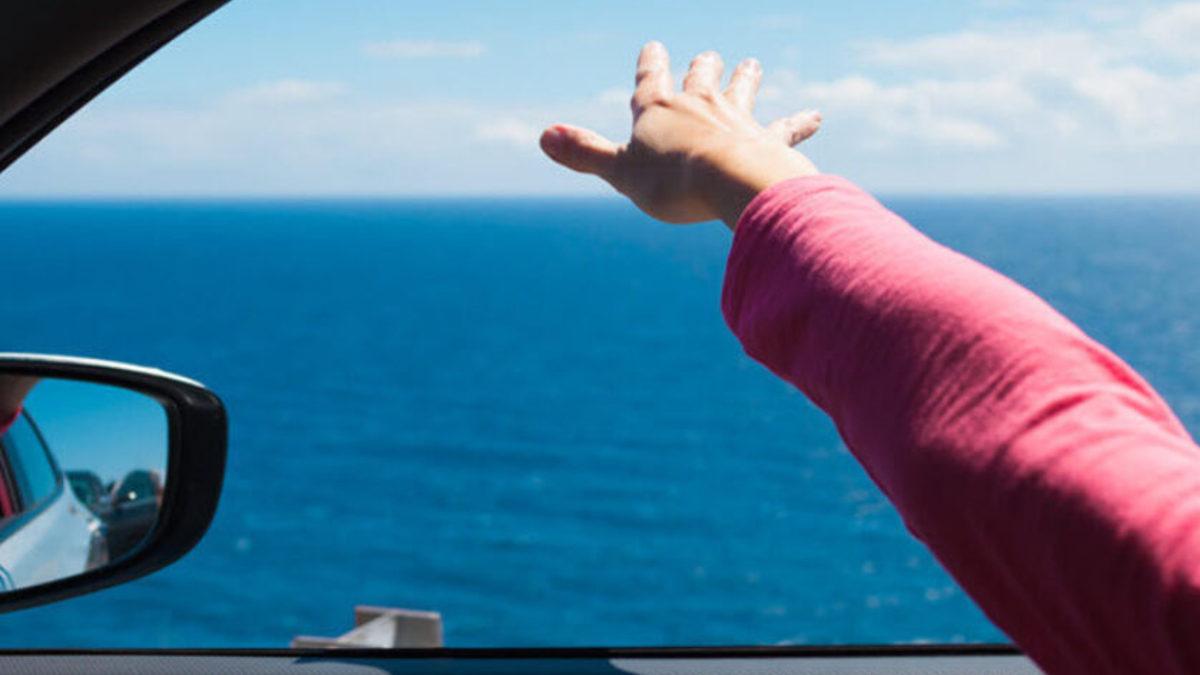 Daha Düşük Yakıt Tüketimi İçin Klimayı Açmak mı Daha Mantıklı Camları Açmak mı? (Yanıtı Sizi Şaşırtacak)