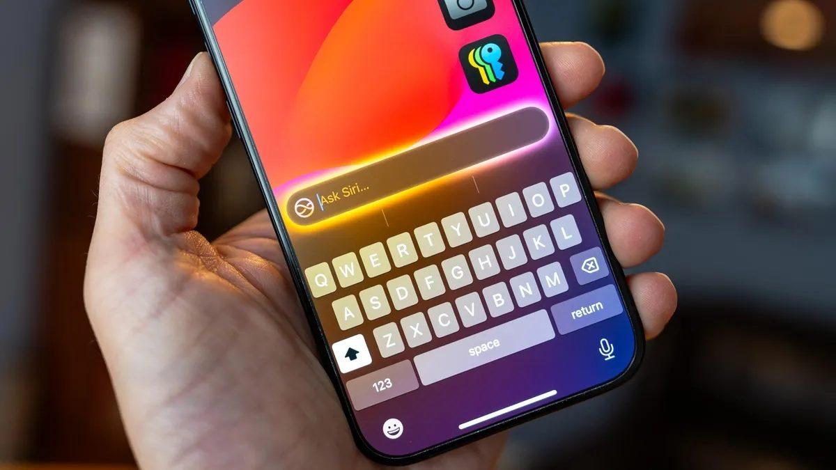 Apple, Yapay Zekâlı Siri’yi Neden Tekrar Tekrar Ertelediğini İtiraf Etti