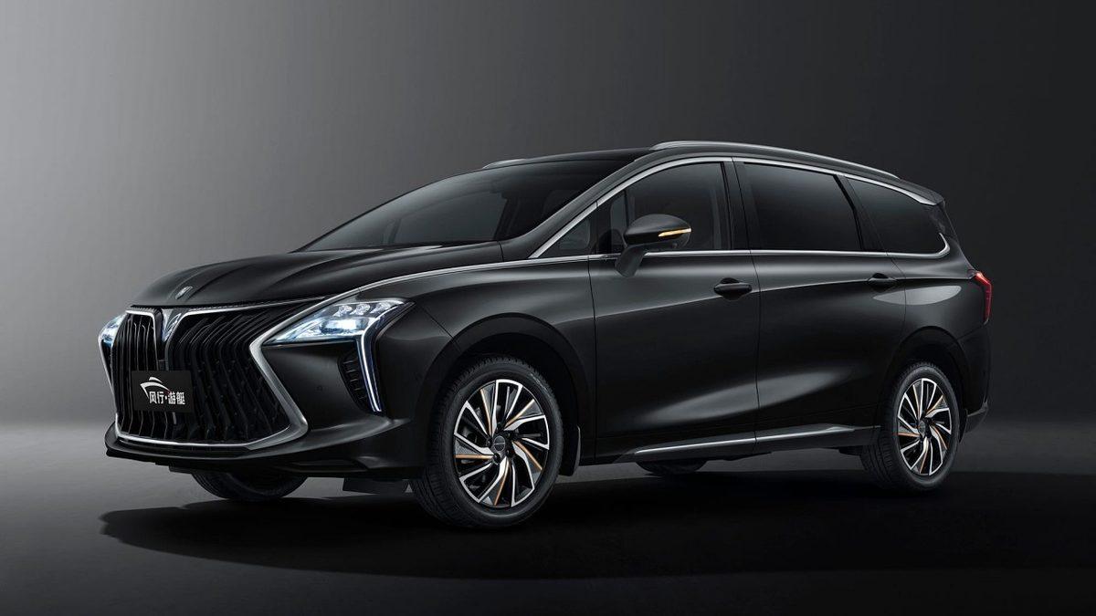 Bir Çinli Otomobil Markası Daha Türkiye’de Satışa Sunuldu: Karşınızda Forthing T5 Evo ve M4 U-Tour!