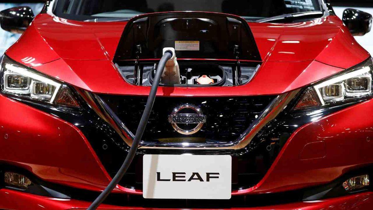 Nissan, İlk Kez Mart Ayında Gösterdiği Leaf Modelini Resmen Tanıttı