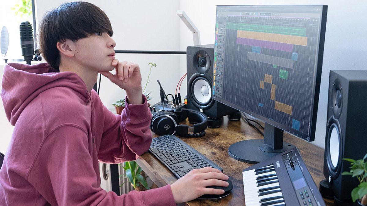 İlla Güzel Sesli Olmaya Gerek Yok! Yapay Zekâya Şarkı Söyletebileceğiniz Ücretsiz Uygulamalar