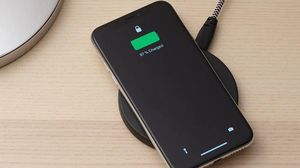 Kablosuz Şarj Neden Kablolulara Göre Çok Daha Fazla Enerji Harcar?