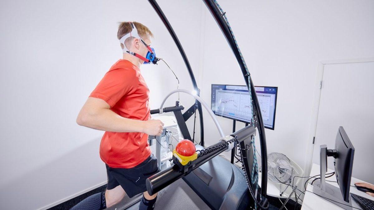 Huawei, Akıllı Saatlerin Arkasındaki Gizli Teknoloji Laboratuvarının Kapılarını Helsinki’de Açtı