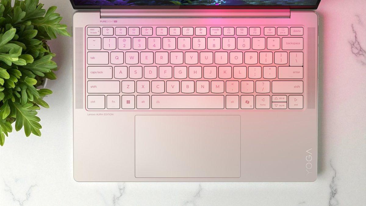 Bu Cihaz Sizi Gerçekten Anlıyor: Lenovo Yoga Aura Edition Yapay Zeka Bilgisayarı