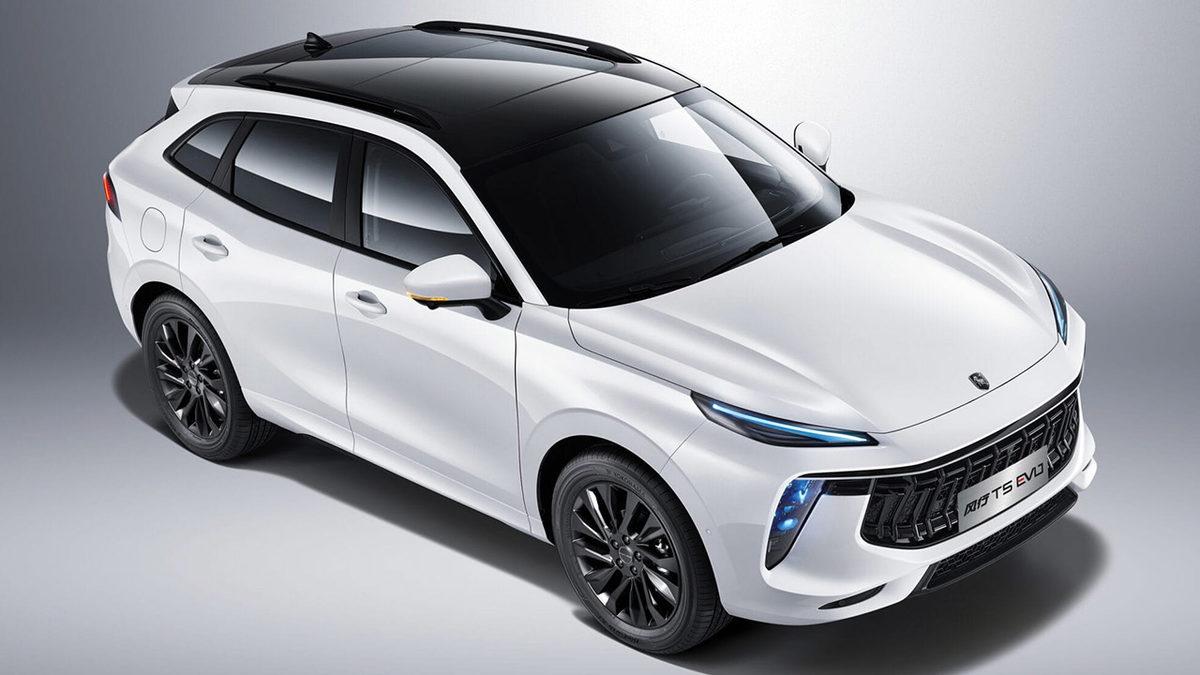 Türkiye’ye 2 Hafta Önce Gelen Otomobil Markası Forthing, Kaç Adet Ön Sipariş Aldığını Açıkladı (Çinli Markalar, Egea’dan Fazla Satmaya Başladı)