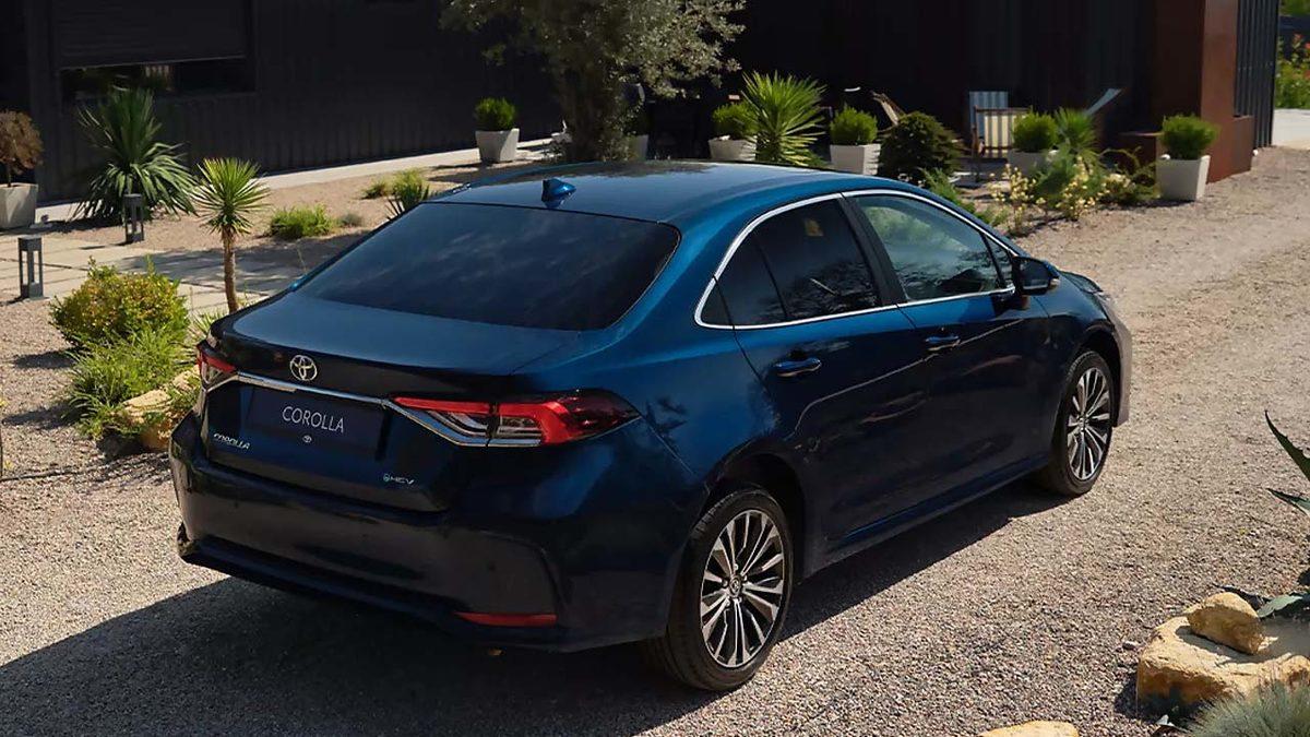 2025 Toyota Corolla Alınır mı? Tasarımı, Donanımı, Performansı ve Fiyatı!