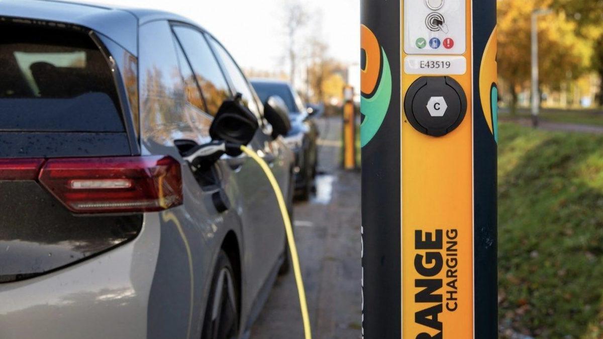 1 Dakikada 100 Kilometre Menzil Sağlayan Elektrikli Otomobil Şarj İstasyonu Geliştirildi: Tek Başına, Küçük Bir Mahalle Kadar Elektrik Tüketiyor!