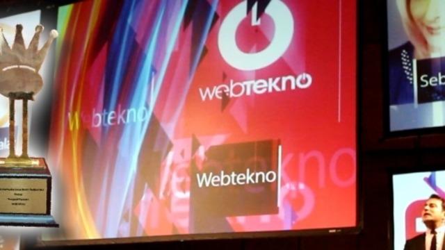 Youtube Kategorisini Kazandığımız Sosyal Medya Ödülleri