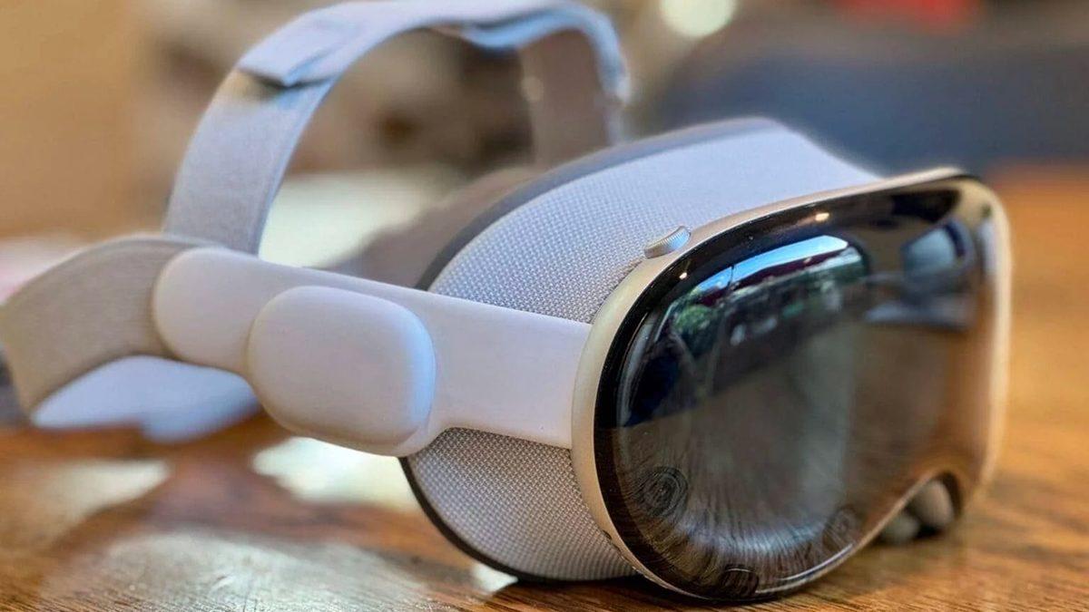 Apple Bu Yıl Yeni Bir Vision Pro Tanıtmaya Hazırlanıyor: Peki Eski Modelden Farkı Ne?
