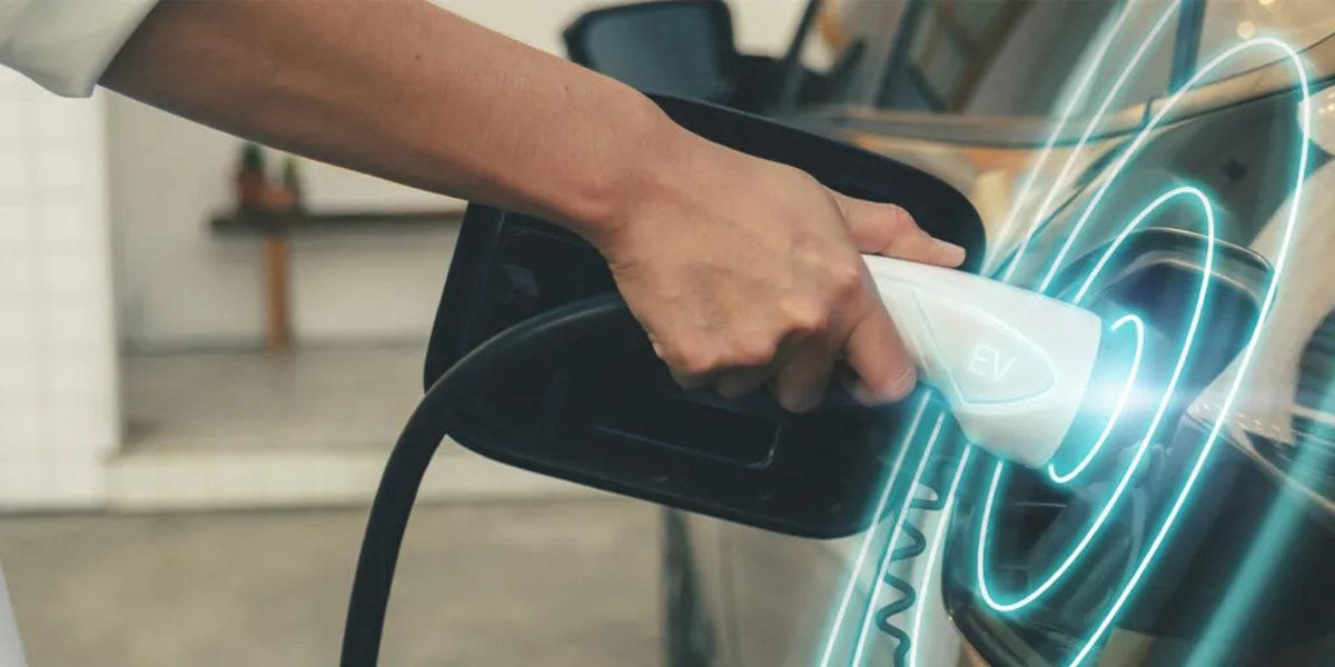 Hızlı Şarj Elektrikli Otomobil Bataryasına Zarar Verir mi? İşte Herkesin Merak Ettiği O Sorunun Yanıtı