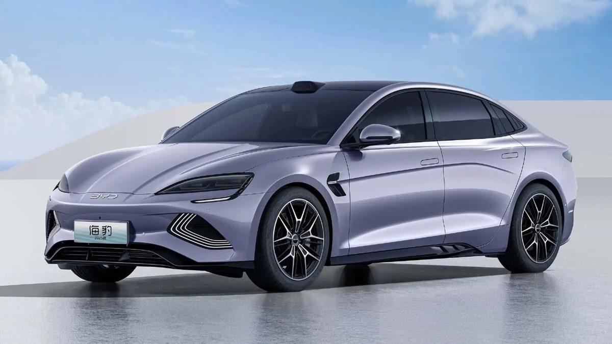 BYD, Türkiye’ye Öncelik Vermek İçin Macaristan’daki 4 Milyar Dolarlık Fabrikasını Erteledi