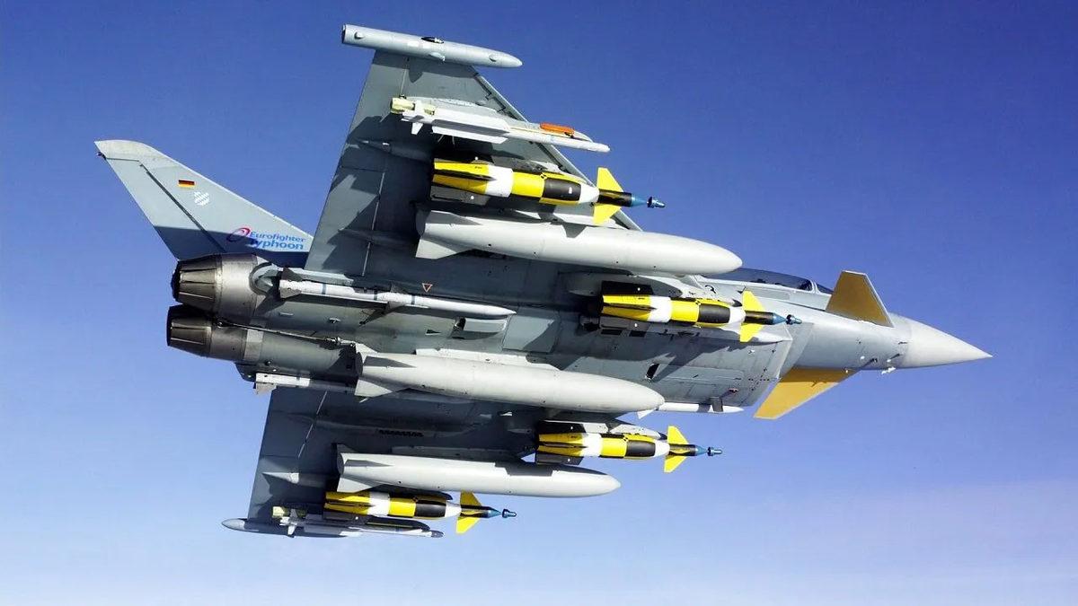 Türkiye’nin Satın Alacağı Açıklanan Eurofighter Typhoon: Tüm Özellikleri ve F-16 ile Farkları! (Gökyüzünün En Gelişmiş Savaşçısı mı?)