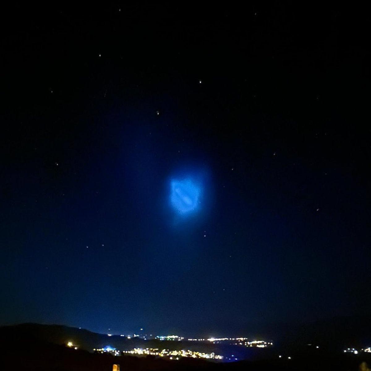 Türkiye’de Birçok İlde Gökyüzünde Görülen Bu Parlak Mavi Cisim Neydi? (Komplo Teoricilerinin Hevesini Kaçırıyoruz)