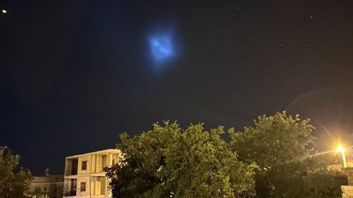 Türkiye’de Birçok İlde Gökyüzünde Görülen Bu Parlak Mavi Cisim Neydi? (Komplo Teoricilerinin Hevesini Kaçırıyoruz)