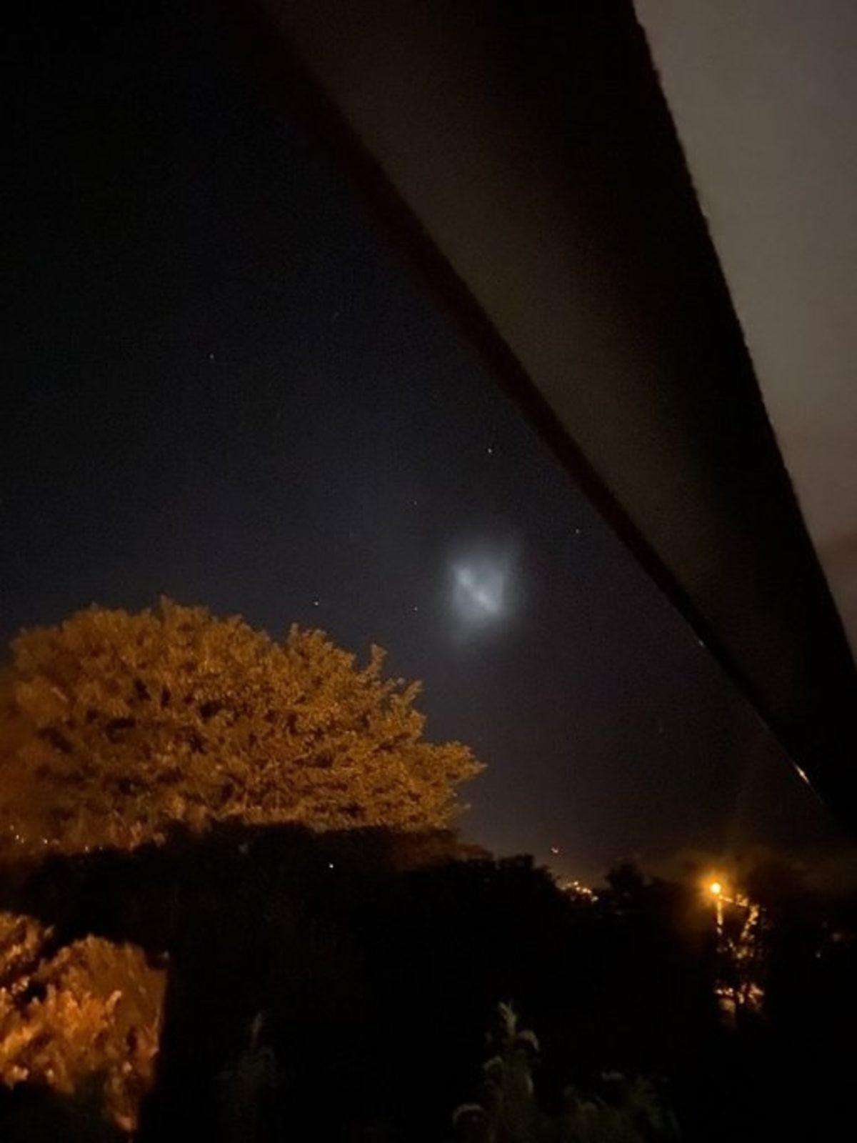 Türkiye’de Birçok İlde Gökyüzünde Görülen Bu Parlak Mavi Cisim Neydi? (Komplo Teoricilerinin Hevesini Kaçırıyoruz)