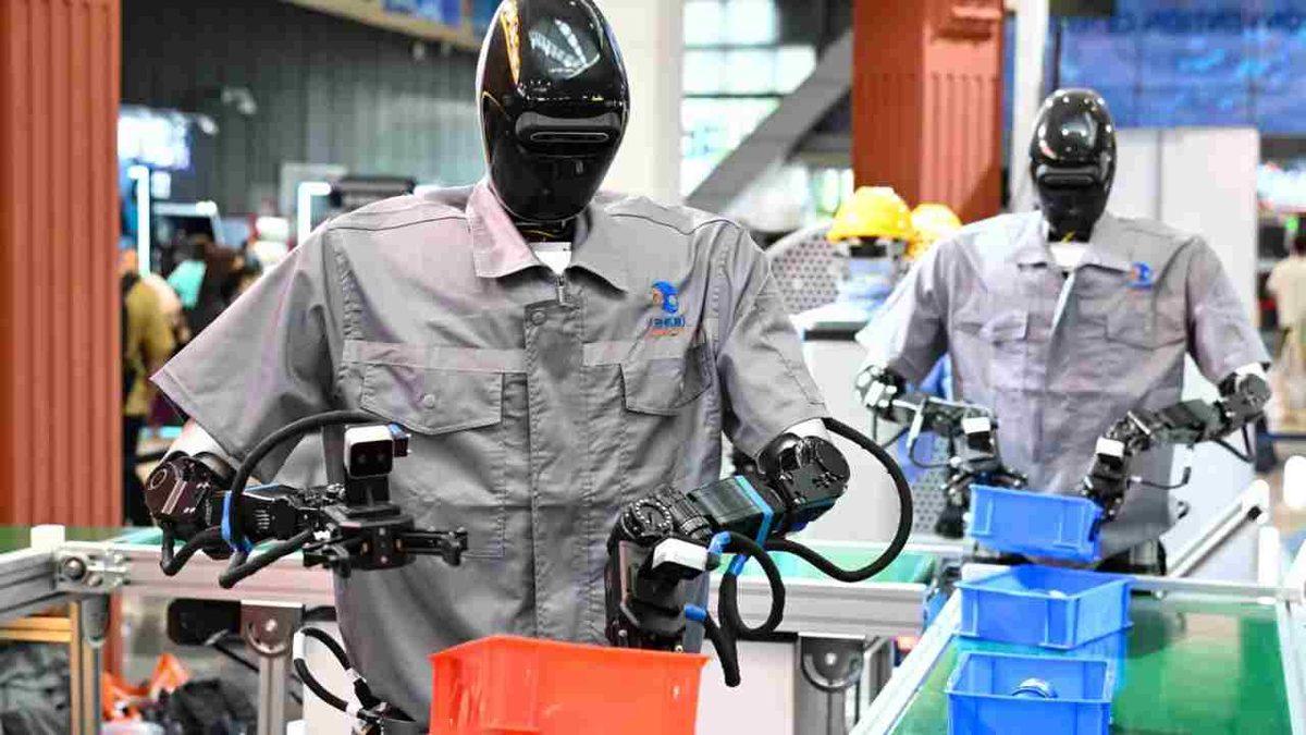 Microsoft’a Göre Bu Meslekler İçin Yolun Sonu Görüldü: İşte Yapay Zekâya Kurban Gidecek 40 Meslek!