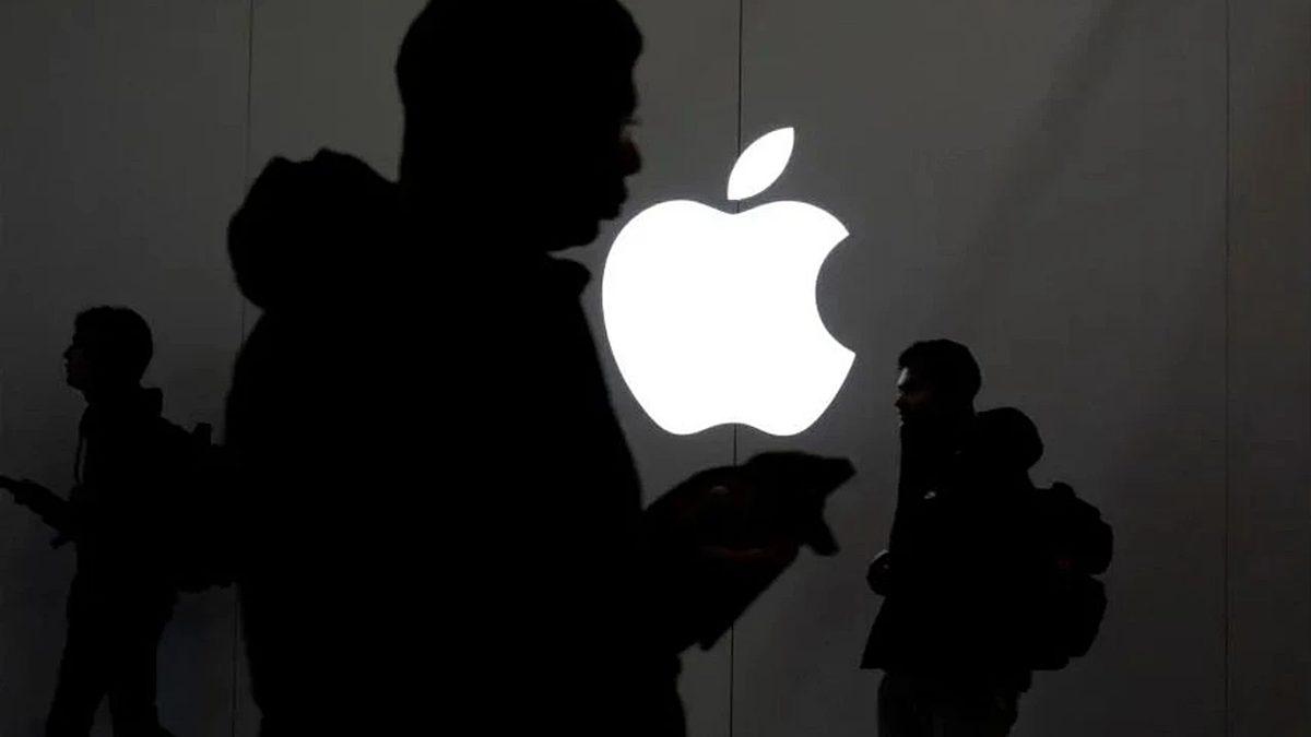 Şaka Gibi Olay: Beş Kişi FBI Ajanı Kılığına Girip Apple Mağazasından Yüzlerce iPhone Çaldı!