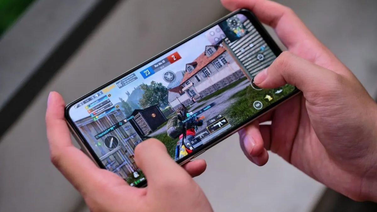 Oyunlar Neden Diğer Tüm Uygulamalara Kıyasla Daha Fazla Pil Tüketir? Pil Tüketimini Azaltmak İçin Hangi Ayarları Kapatmalıyız?