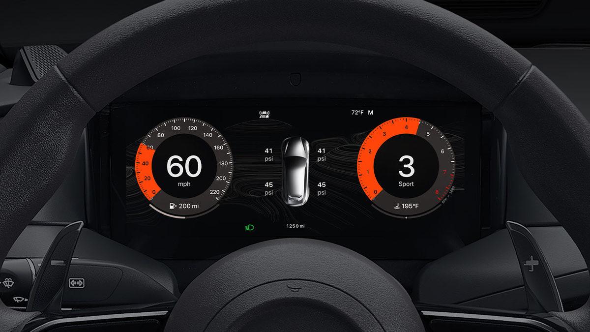 YouTuber Marques Brownlee, Otomobil Üreticilerinin Kullanmayı Reddettiği Apple CarPlay Ultra’yı İnceledi [Video]