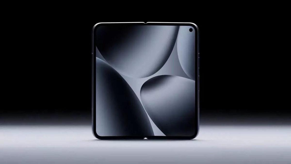 Google, Yeni Katlanabilir Telefonu Pixel 10 Pro Fold’un Resmî Tasarımını Paylaştı [Video]