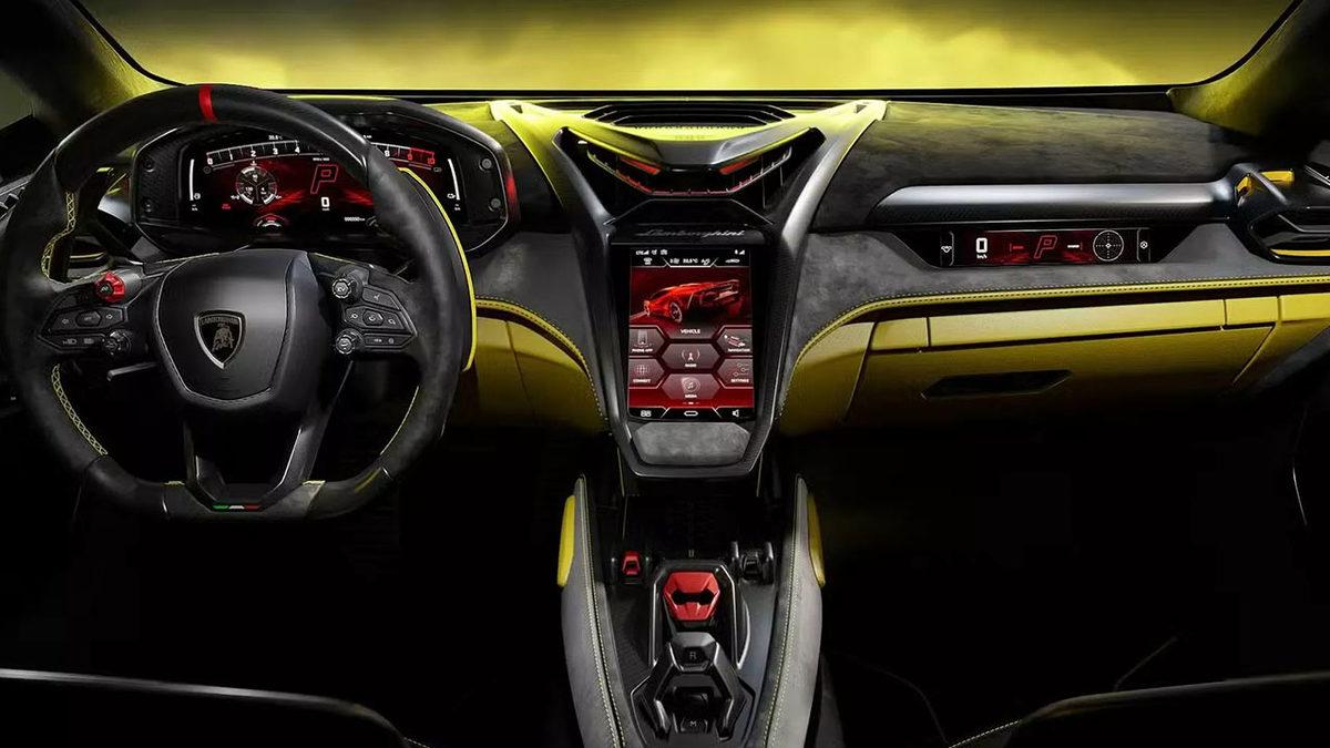 Lamborghini’den Sadece 29 Kişinin Sahip Olacağı Hiper Otomobil: Karşınızda Fenomeno!