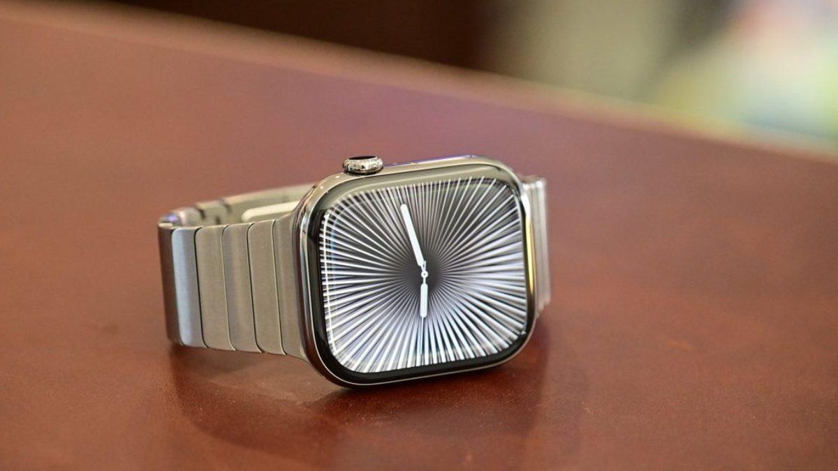 Yeni Apple Watch ile İlgili Bilgiler Sızdırıldı: Touch ID Geliyor!