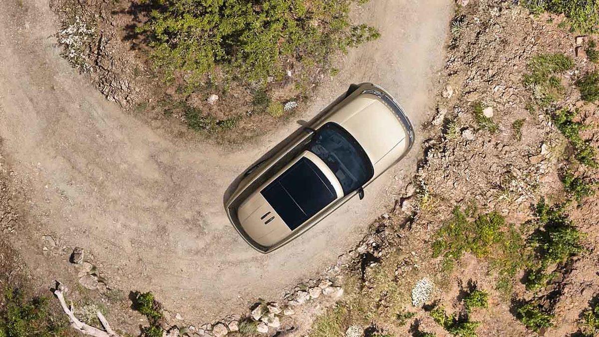 2025 Range Rover Tasarımı, Donanımı, Motor Seçenekleri ve Kendine Hayran Bırakan Özellikleri!