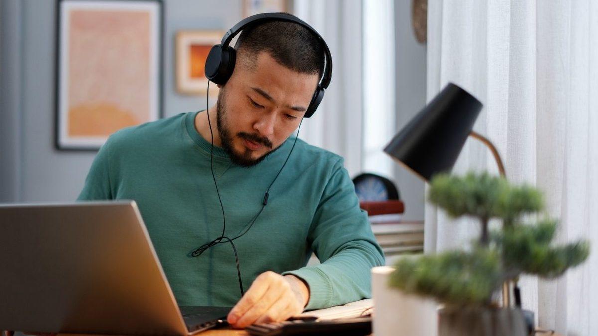 Yapay Zekâ Destekli Transkripsiyon Uygulamalarının Türkçe’deki Doğruluğu Ne Durumda?