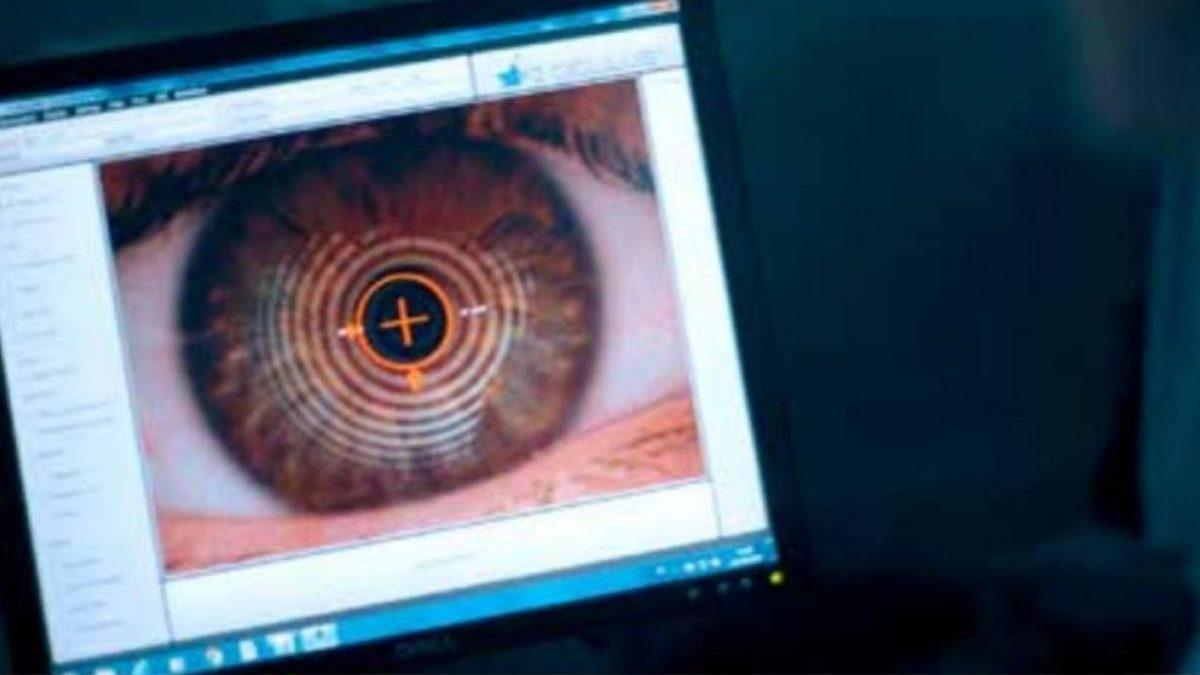 Göz Tedavilerinde Devrimsel Yöntem: Lazersiz Kesiksiz Gözlüklerden Kurtulmak Mümkün Olacak