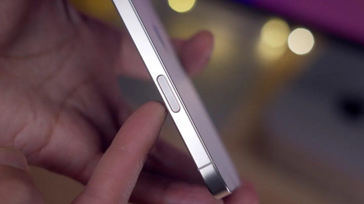 Apple’ın Yeni Planı Sızdı: iPhone 18’de Kamera Denetim Tuşu Beklenenden Farklı Olacak