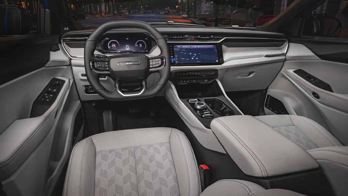 Dağa Taşa Vurmaktan Korkmayacağınız 2026 Jeep Cherokee Tanıtıldı!