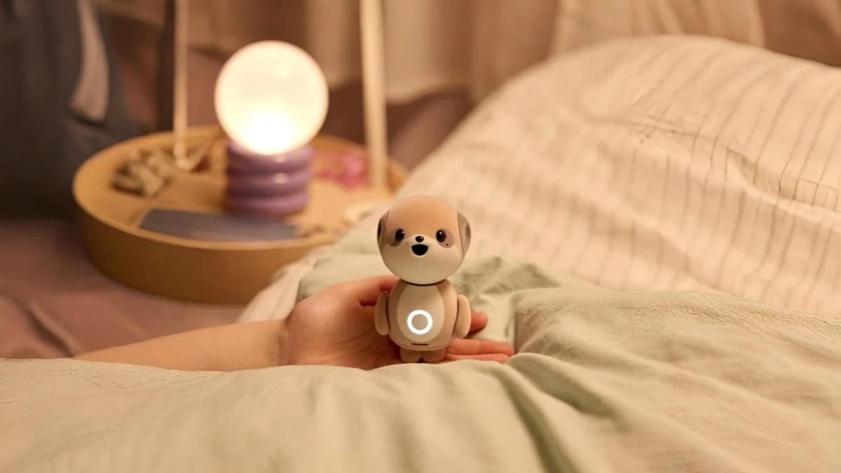 Sizinle Daima Sohbet Edecek ve En Yakın Dostunuz Olacak Yapay Zekâ Arkadaşı ’Poketomo’ Tanıtıldı